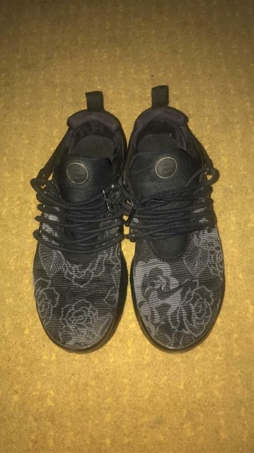 ladies black gazelles size 6
